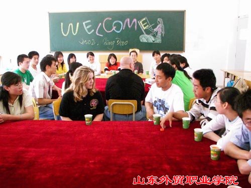 師生座談會(huì )