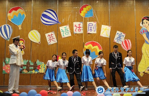 13.06英語(yǔ)話(huà)劇大賽1_副本.jpg