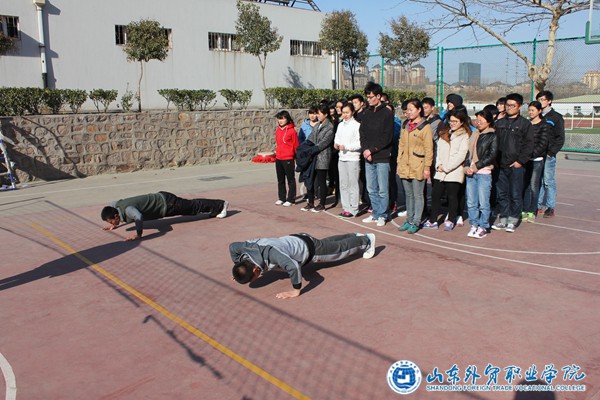 文明與健康陽(yáng)光素質(zhì)拓展活動(dòng)1.JPG 文明與健康陽(yáng)光素質(zhì)拓展活動(dòng)1.JPG