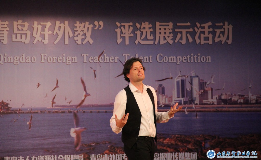 Adam Wilson在決賽中激情演講.jpg